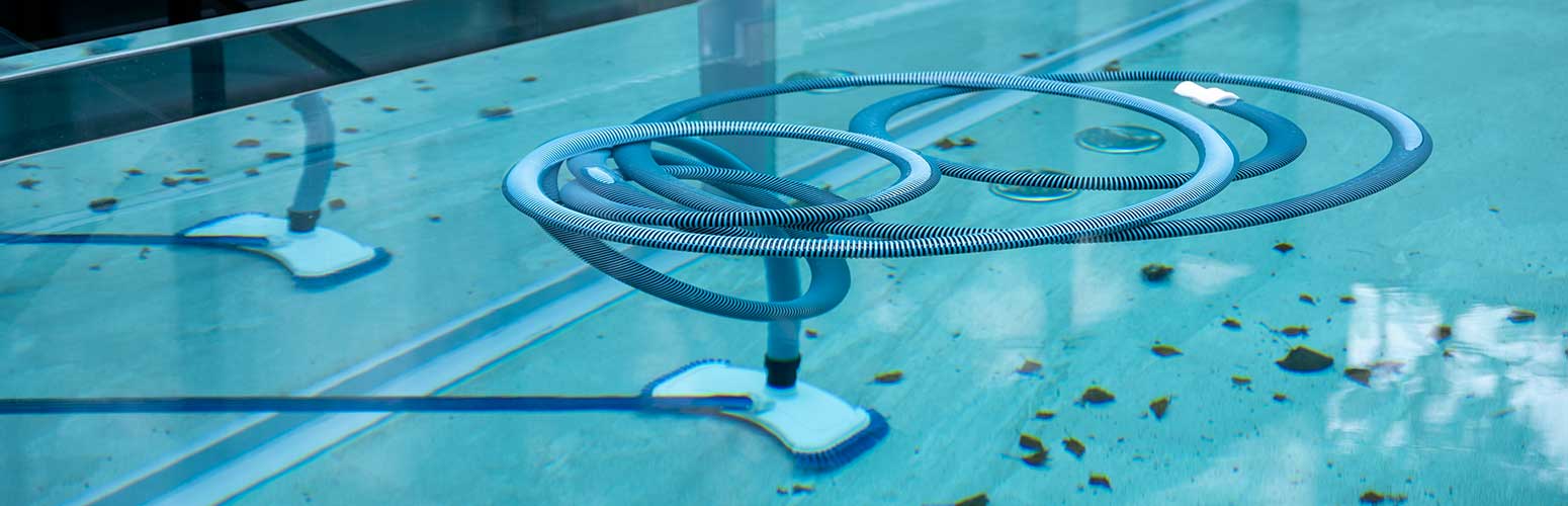I 10 problemi più comuni della piscina in estate e soluzioni rapide